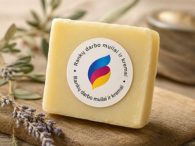 Rankų darbo muilai su individualiomis kosmetikos etiketėmis